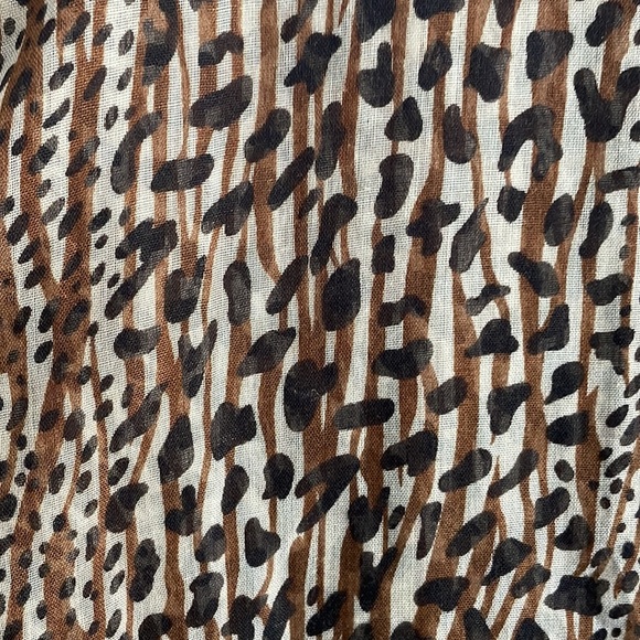 Leopard print scarf shawl wrap - Picture 3 of 3